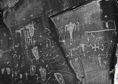 06-Petroglyphs-05.jpg