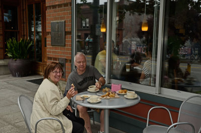 06-Seattle-14-Restaurants-Macrina.jpg