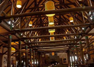 08-Mount-Rainier-07-Paradise-Inn.jpg