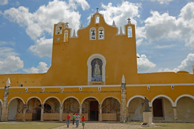 05-San-Antonio-de-Padua-Monastery.jpg