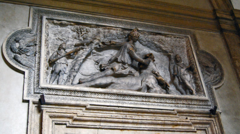 Palazzo Mattei di Giove, Bas relief over a Doorway6625