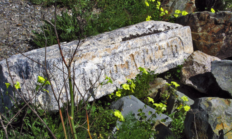 Stones on the Breakwater5884