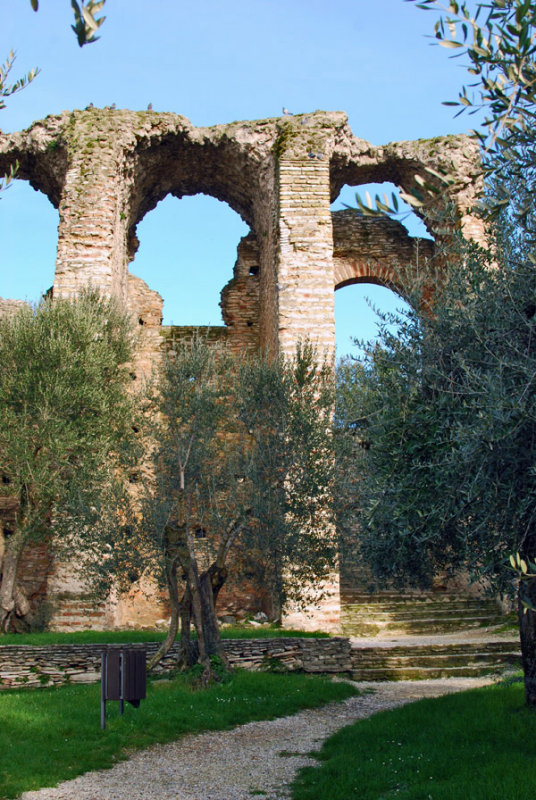 Zona Archeologica7558
