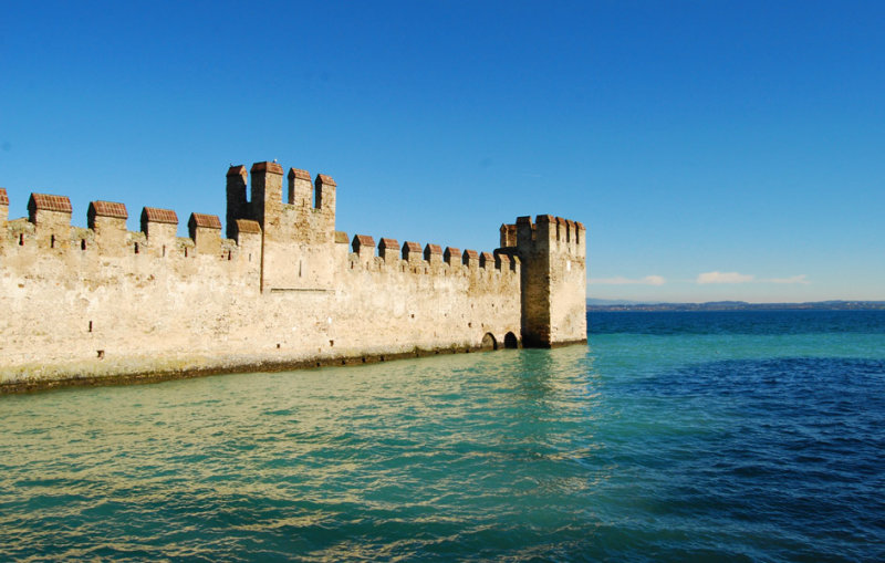 The Rocca Scaligera Protects a Harbor7437