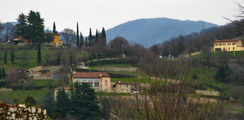 The Hills beyond the Castle Walls5571