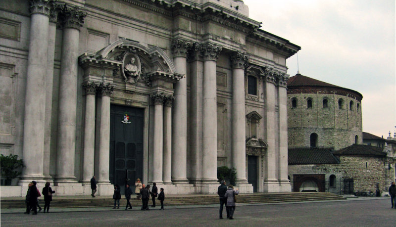 The Duomo Nuovo and the Duomo Vecchio on Piazza Paolo VI5726