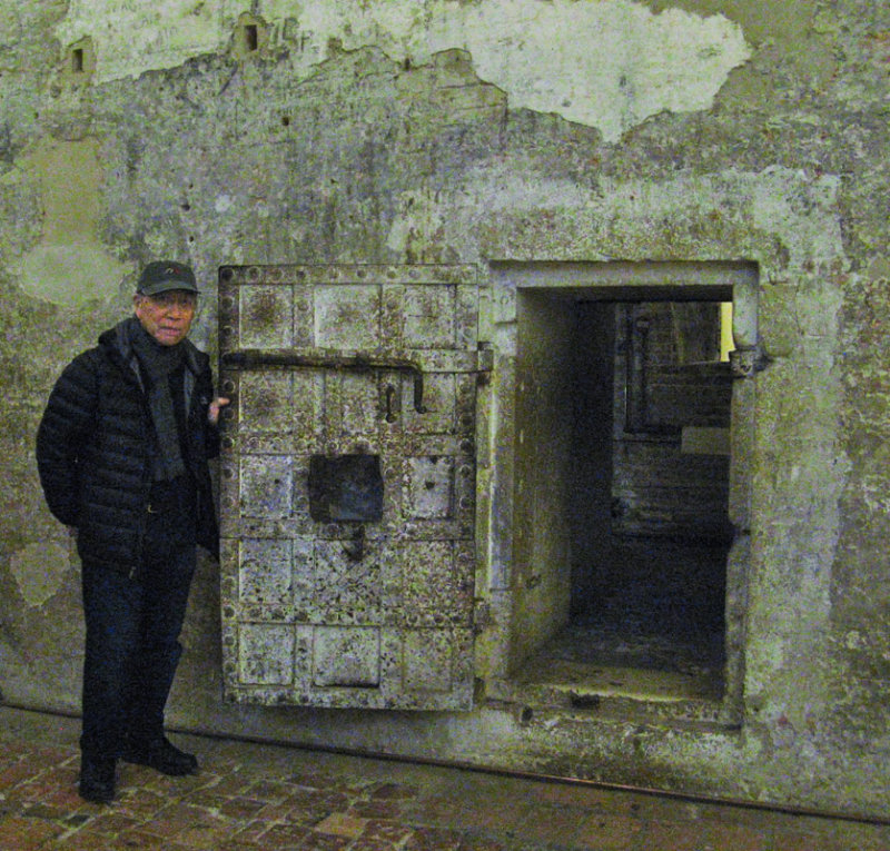 In the Prison7299