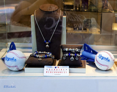 Official Royals Jewelry