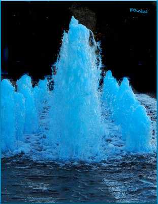 Kansas City  Fountains Turn Blue