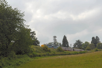 DM013.  Train approaching the viaduct