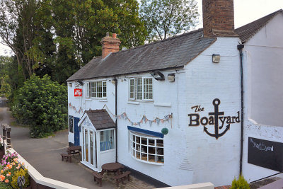B004.  The Boatyard, situated by the Severn River.