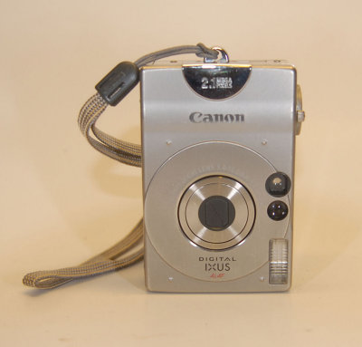 Canon Ixus.