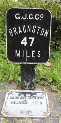 Grand Union Canal.