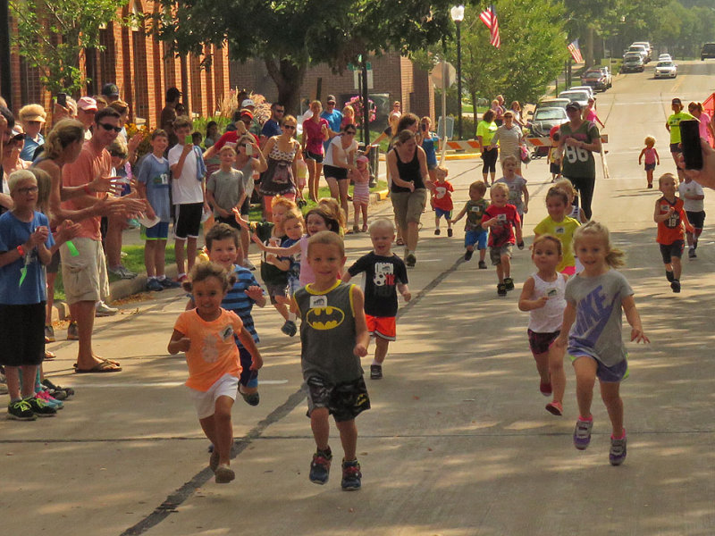 IMG_1328 Kids Race.jpg