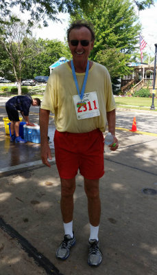 Half Marathon last guy in_113304.jpg
