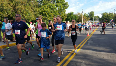 Start of 5K race_082838.jpg