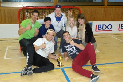 unihockey_2013