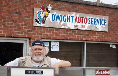 Dwight   11a.jpg