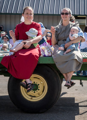 02 Yoder 2014 28 Motherhood 02.jpg