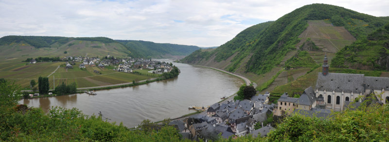 Panoramic view of the Mosel from Burg Metternich