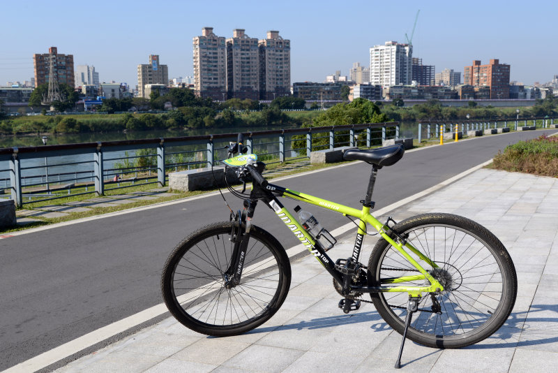 Taipei River Cycling
