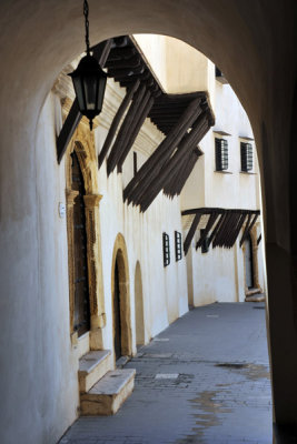 Landward side, Palais des Ras 