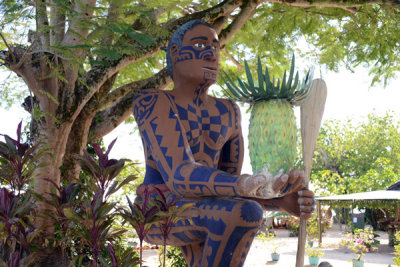 TahitiOct13 0729.jpg