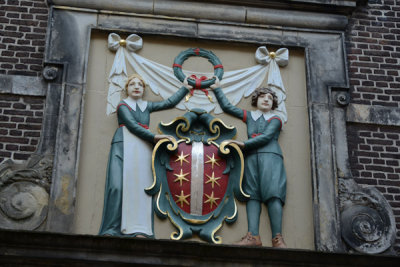 Gouda coat-of-arms, Oude Weeshuis, Spieringstraat, Gouda