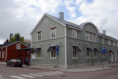 Dino’s Bar & Grill, 12 Strandgaten, Mariehamn