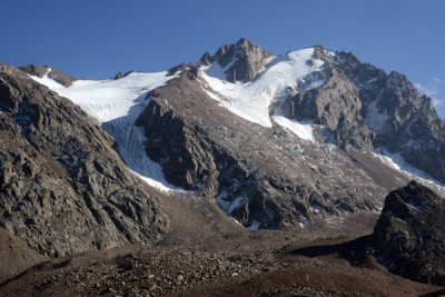 Peak Chakalov (3992m)
