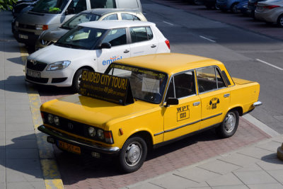 WPT1313 - Warsaw private tour in an old yellow Polski Fiat 125p