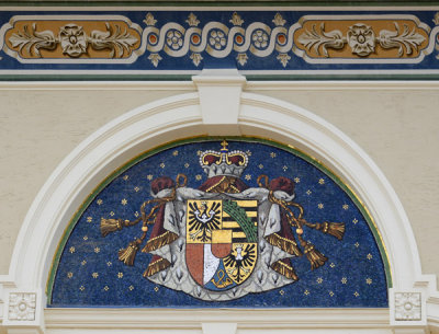 Coat-of-Arms of the Principality of  Liechtenstein, Regierungsgebäude