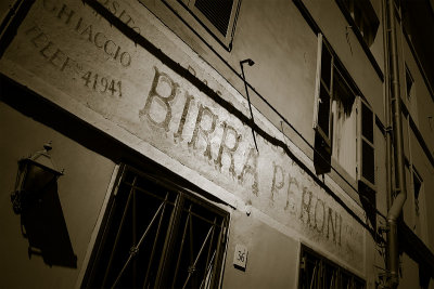 Birra Peroni<br>vintage in rione Monti Roma
