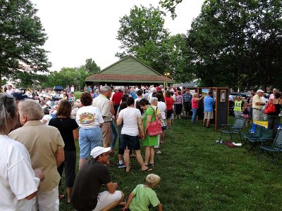 Ice Cream Line