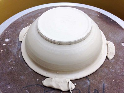 Bowl 4 - Trimming