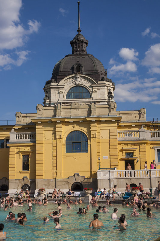 Szchenyi bath