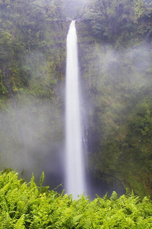 Akaka Fall