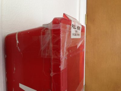 Fire extinguisher box... 201609_6878