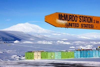 3 km to McMurdo 