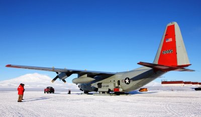 LC-130 with the Icepod