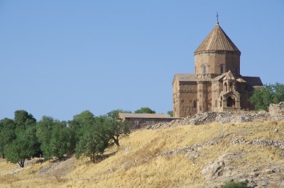 247 Akdamar eiland en Armeens kerkje.jpg