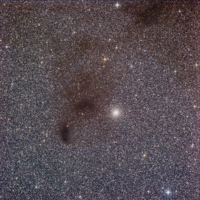 Messier 9 et la nébuleuse sombre Barnard 64