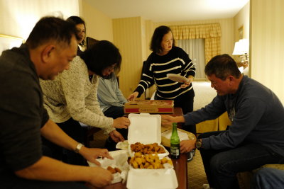 Chicken wings & pizza dinner at the hotel.