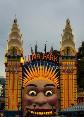 Luna Park portrait 