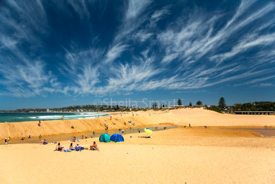 Narrabeen with people 