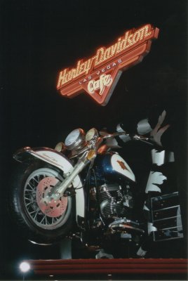 201.Harley Café.jpg