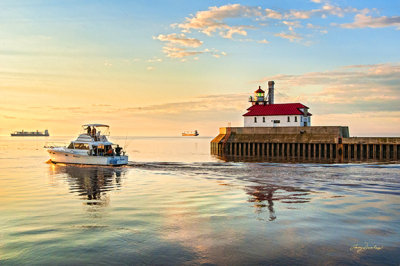* 95.2 - Duluth Harbor:  Blue Haven At Sunrise
