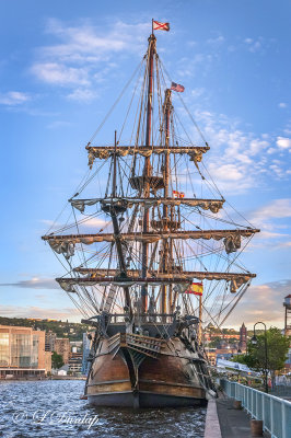 El Galeon Andalucia At Dock In Duluth 
