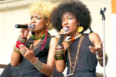 Helene and Celia Faussart   Les Nubians