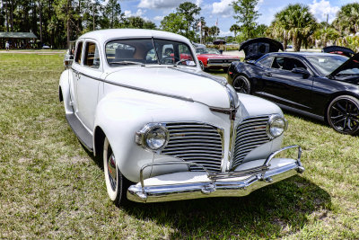 Plymouth Deluxe 